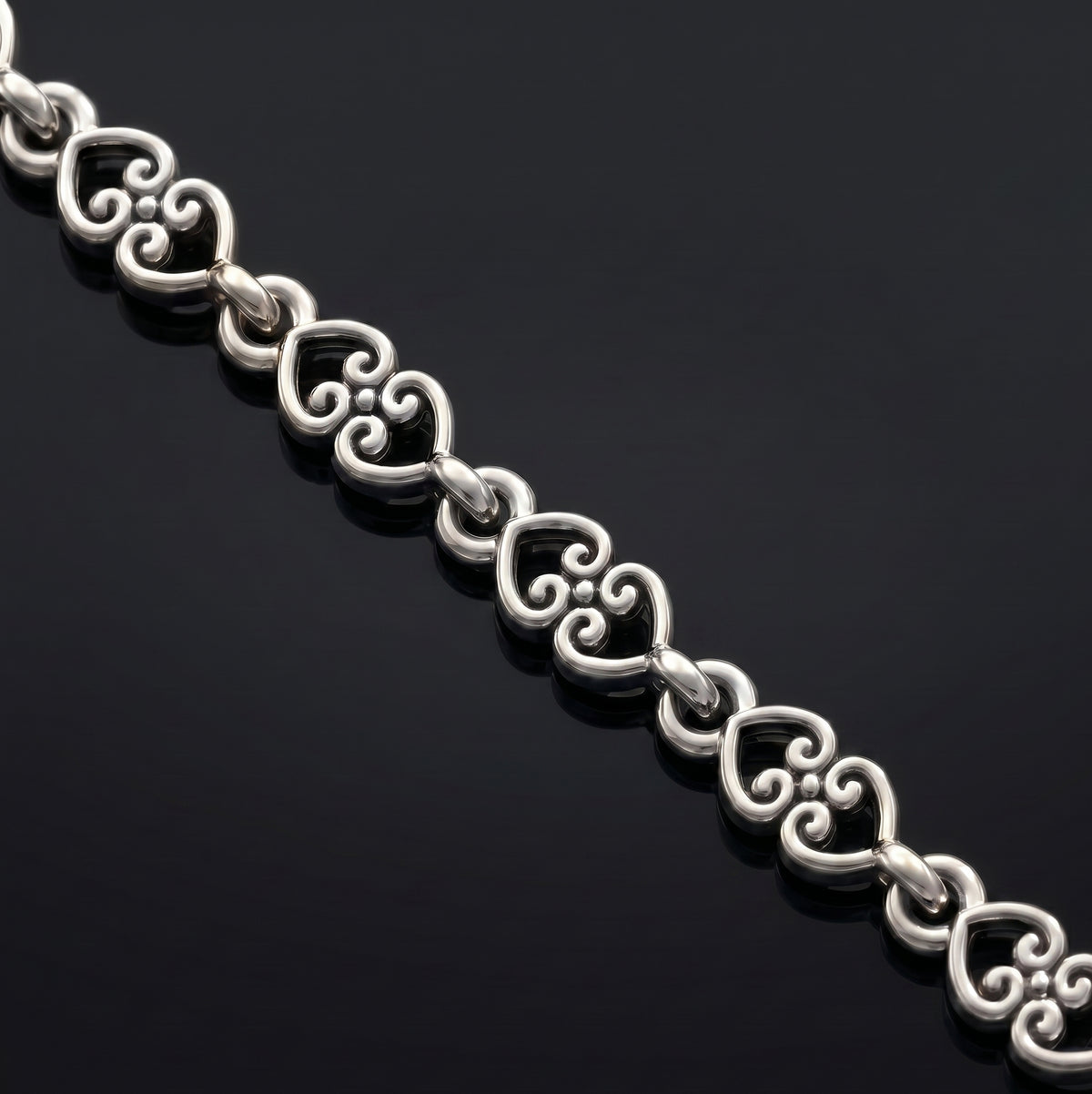Slim Ornament Armband